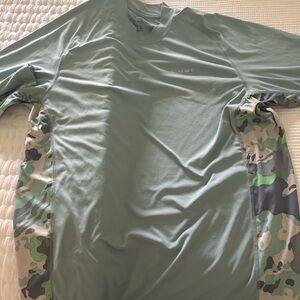 Simms solarflex sun shirt like new size M